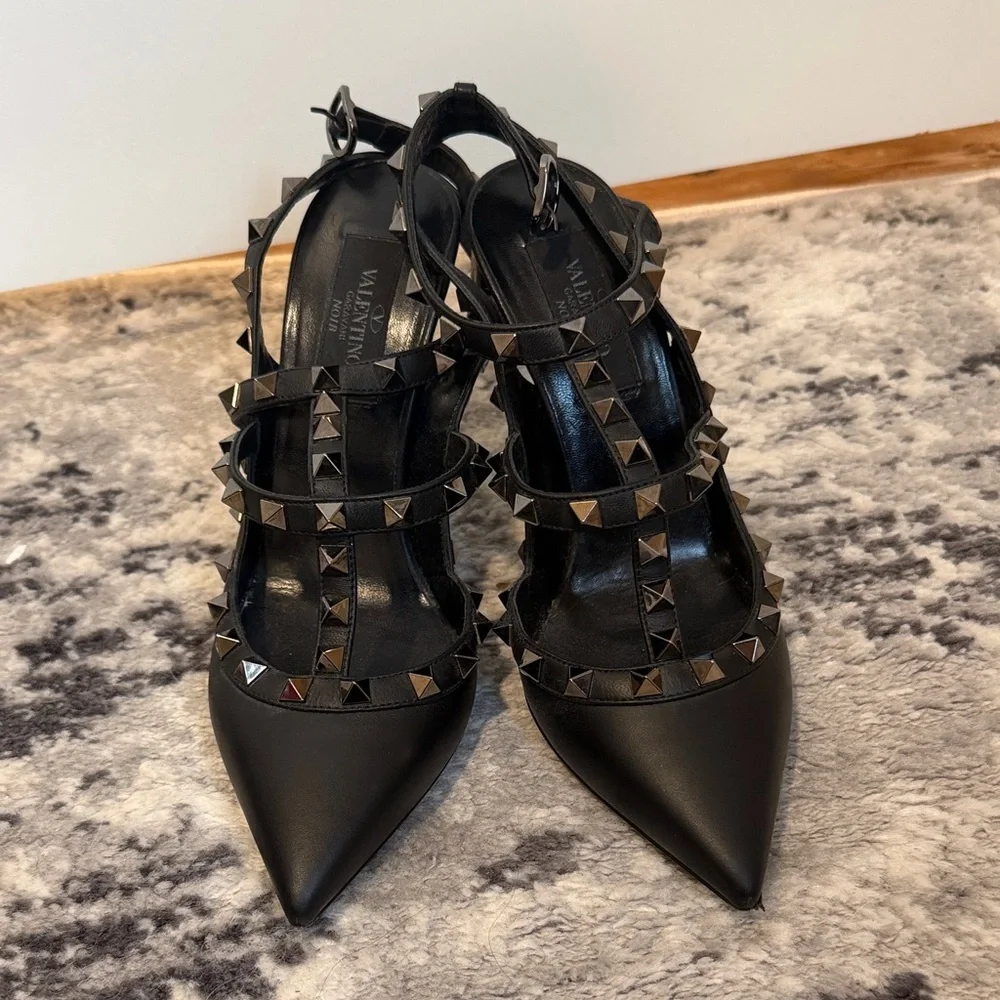 Valentino rock stud black size 6 Heels - Picture 2 of 4